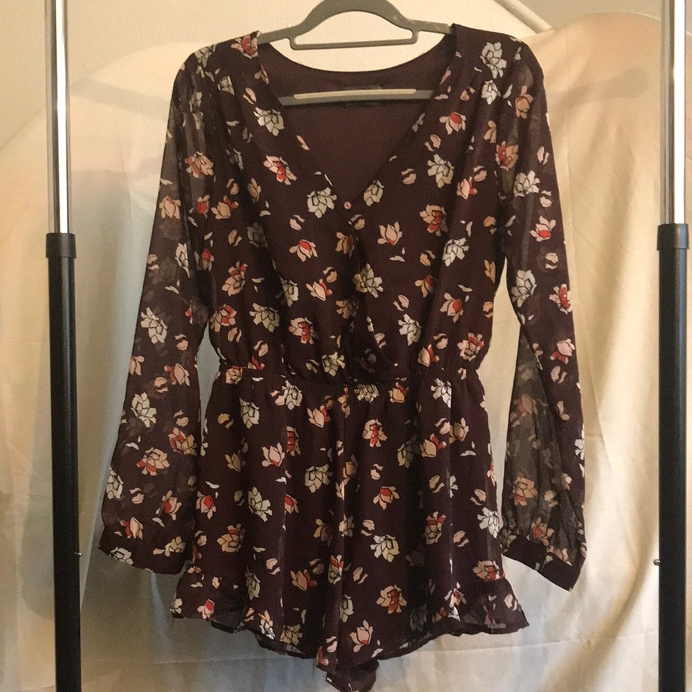 ASTR Sheer Burgundy Floral Long Sleeve Romper Size:M